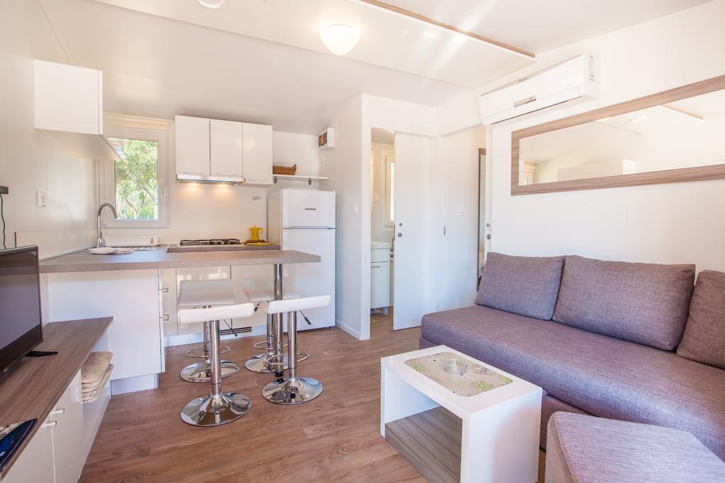 Mobile Homes Rapoca Nerezine Exterior foto